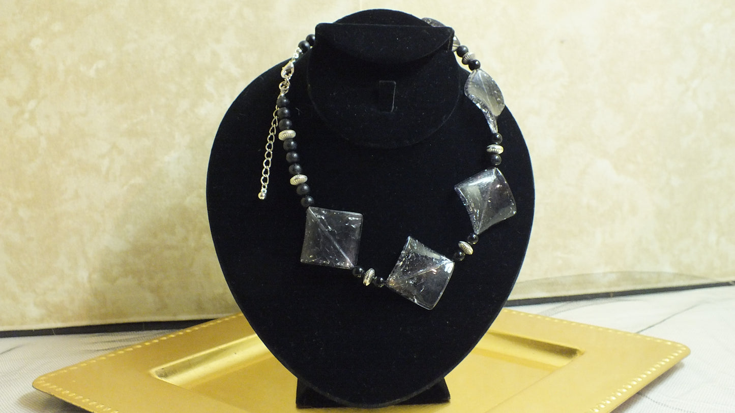 Clear Acrylic with black & silver like bead necklace