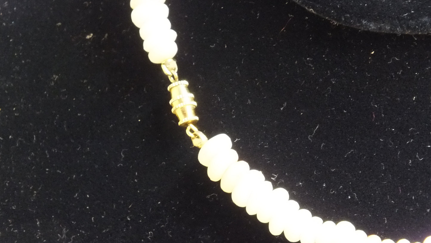 J2400008 - White puka shell necklace