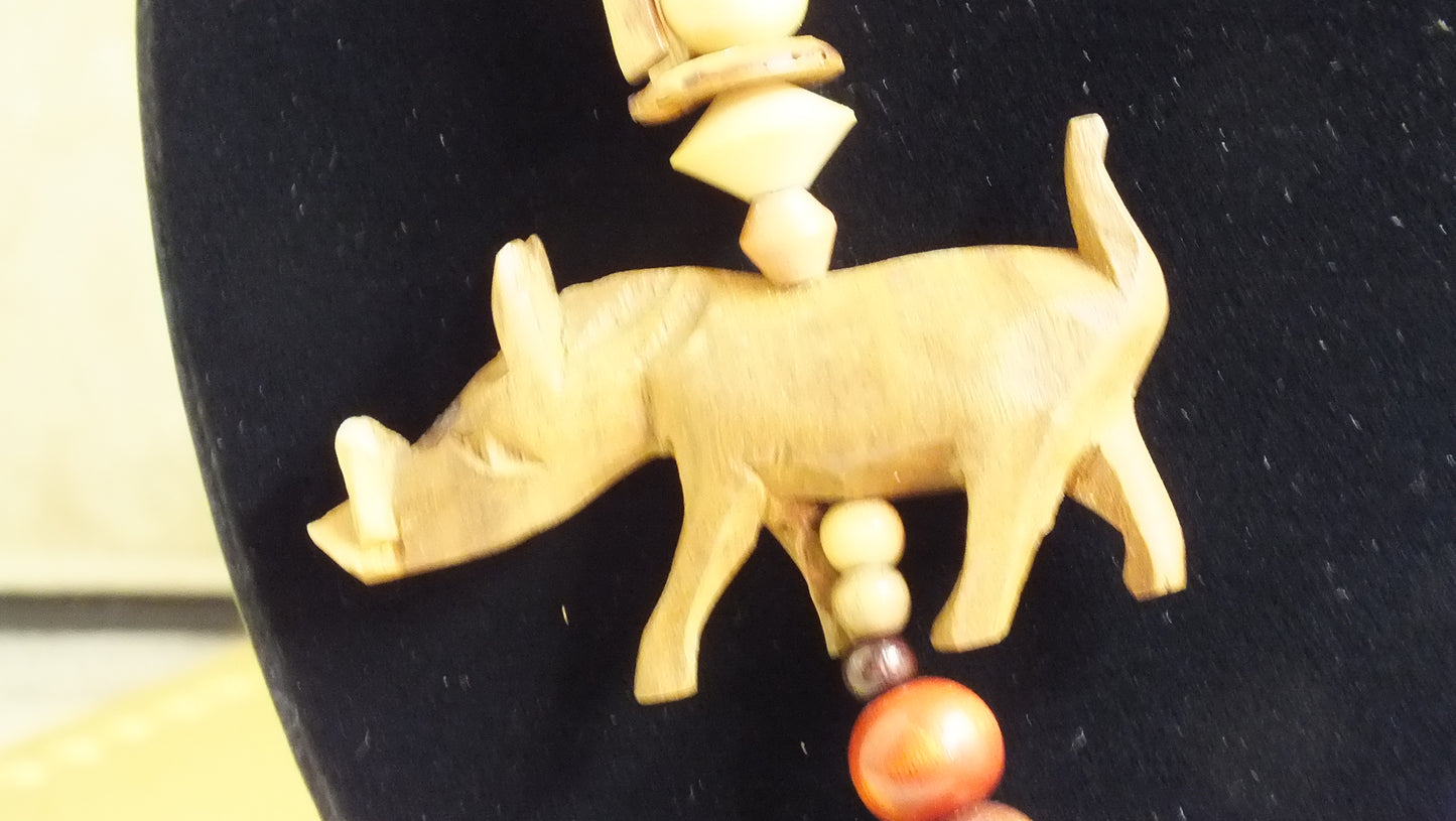 J2400023 - Visiting the Safari Necklace