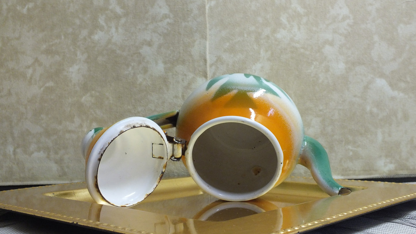 M2400166 - Vintage Enameled Metal Teapot