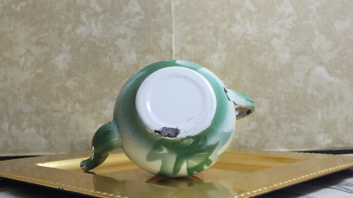 M2400166 - Vintage Enameled Metal Teapot