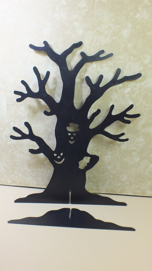M2400099 - Plastic Halloween Tree Display